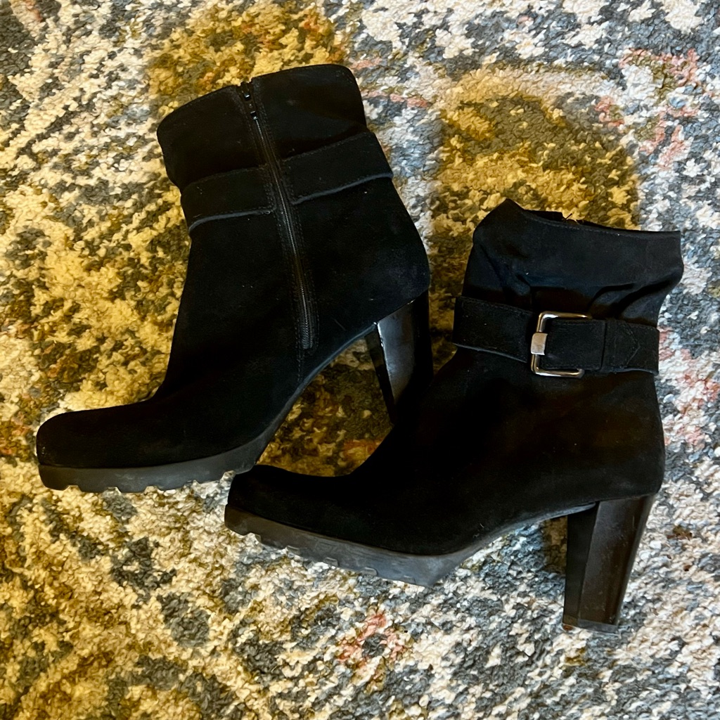 La Canadienne Lug Heel Booties